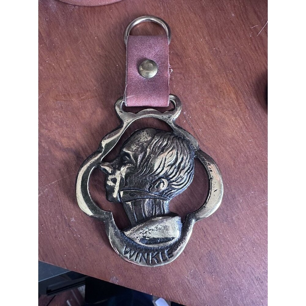 English Charles Dickens Winkle Harness Brass Horse Medallion Leather Strap - Picture 2 of 7